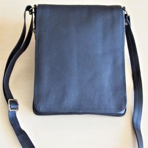 Mareya Trade - Hong Kong MackJakors genuine leather handbag new